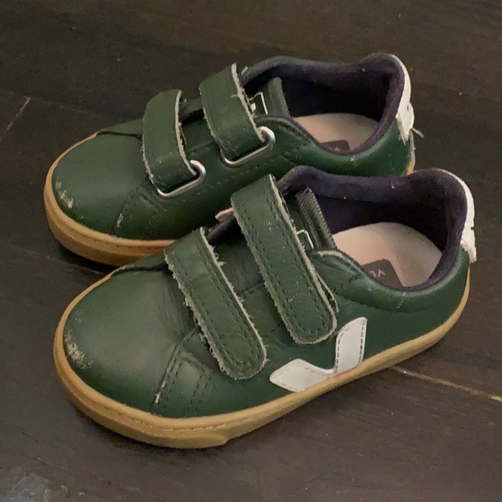 Toddler Veja shoes US SIZE 8